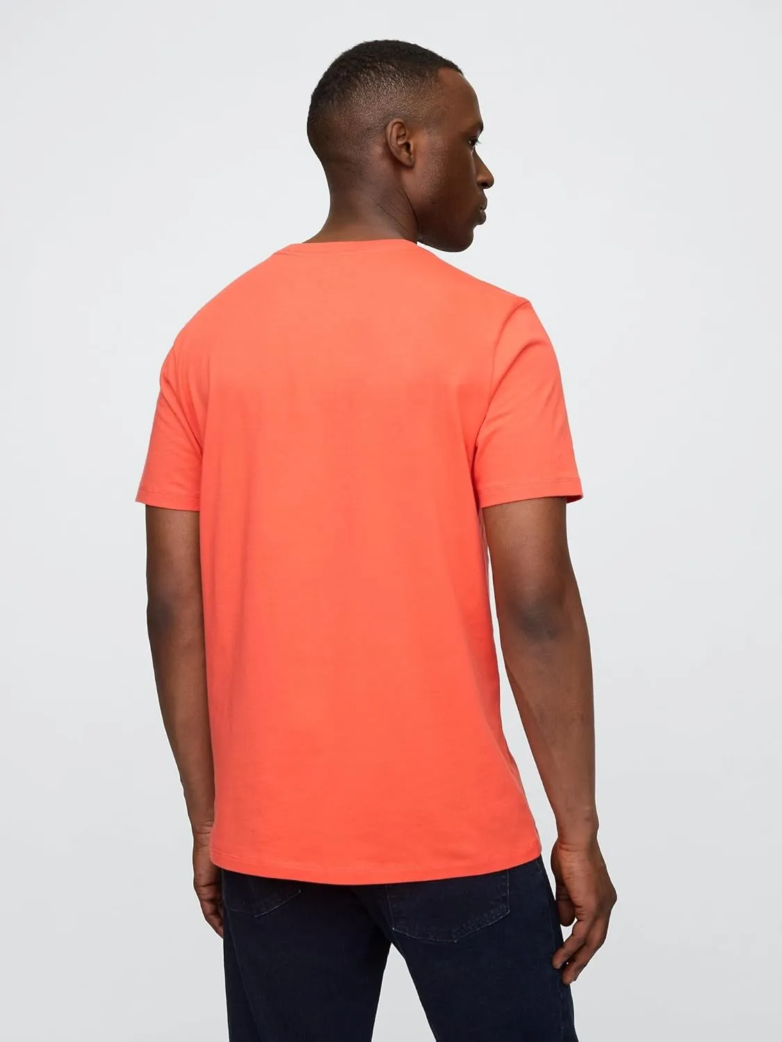 GAP Men's Everyday Soft Crewneck T-Shirt Tee