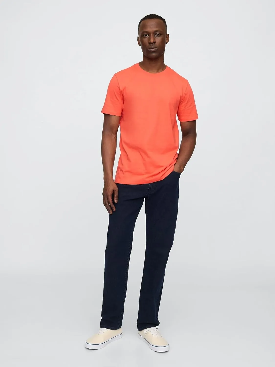 GAP Men's Everyday Soft Crewneck T-Shirt Tee